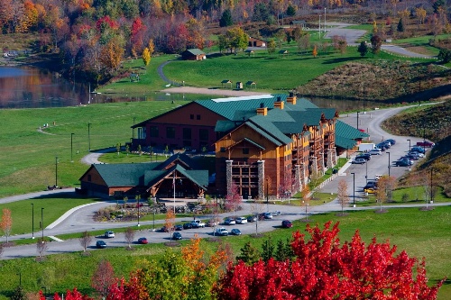 Hope Lake Lodge & Indoor Waterpark image 2