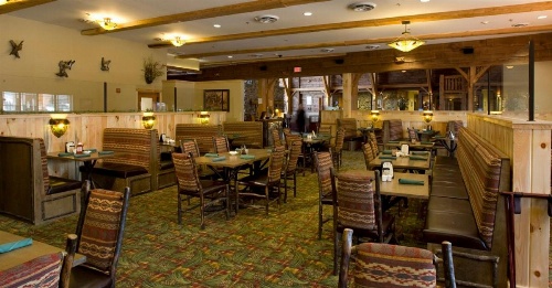 Hope Lake Lodge & Indoor Waterpark image 8